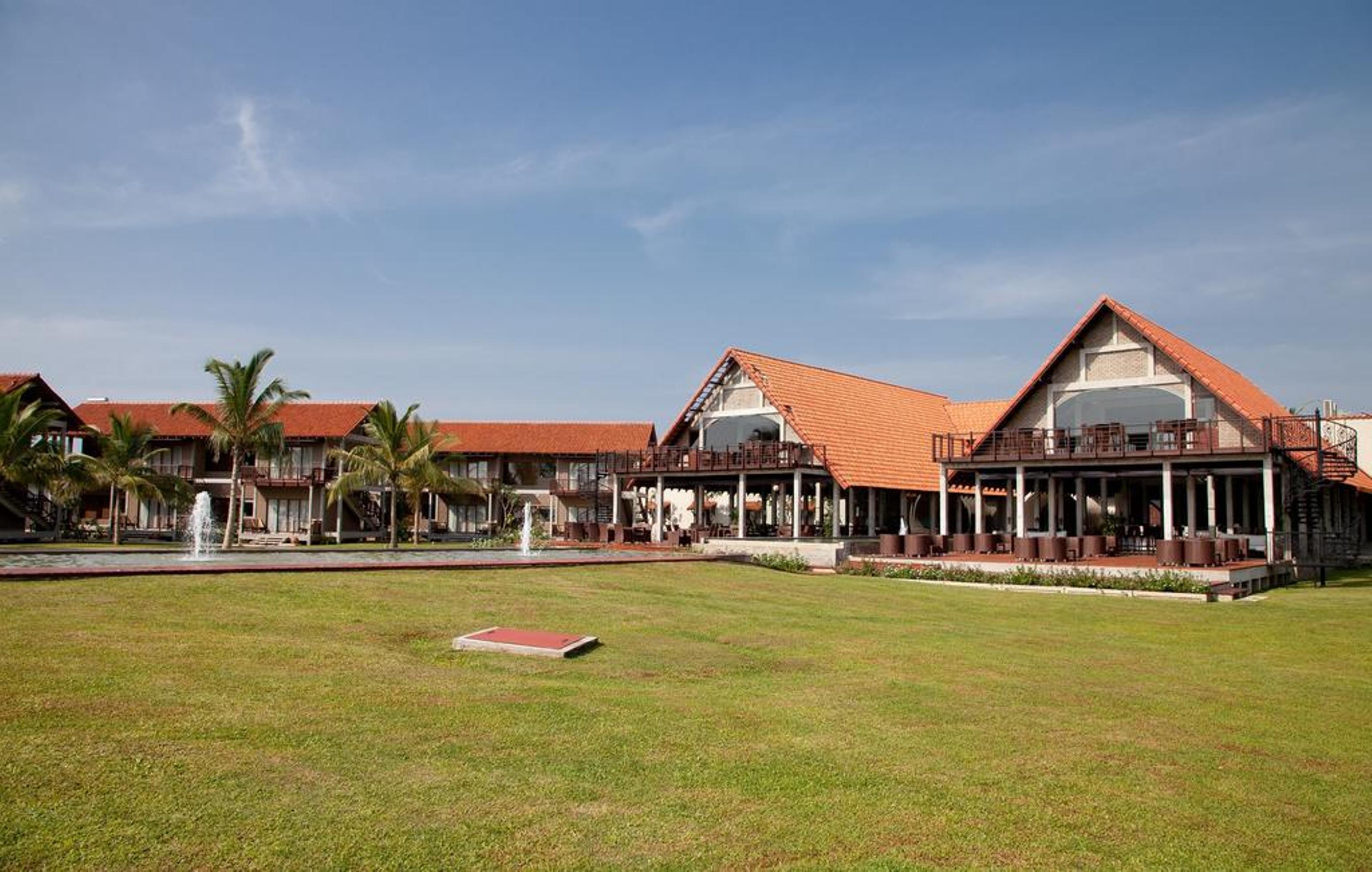 Uga Bay - Pasikuda Hotel Passikudah Екстериор снимка