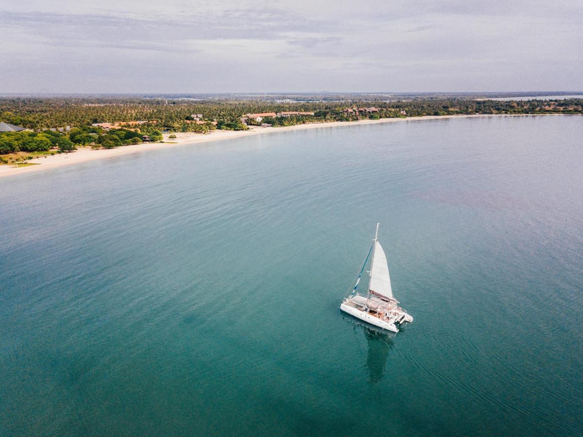 Uga Bay - Pasikuda Hotel Passikudah Екстериор снимка